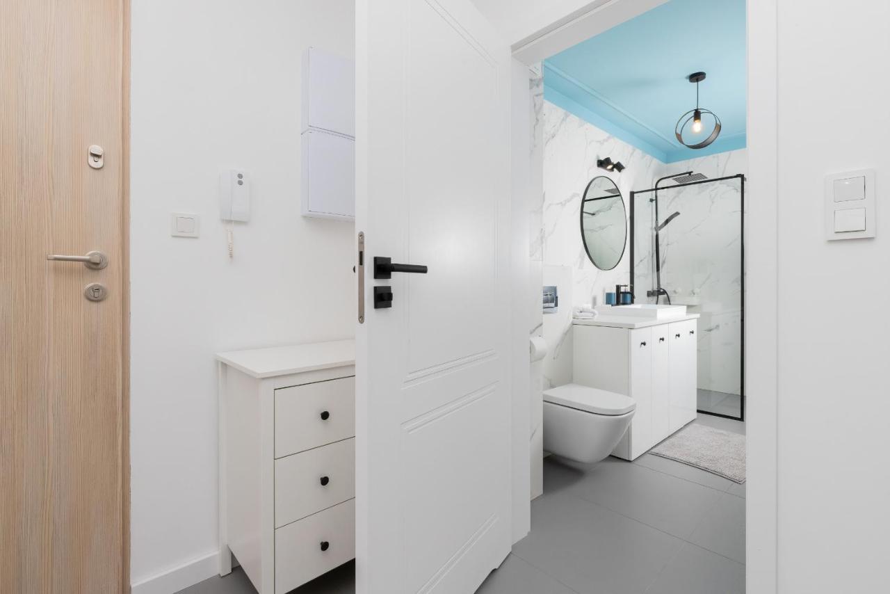 Letnicka By Renters Huoneisto Gdańsk